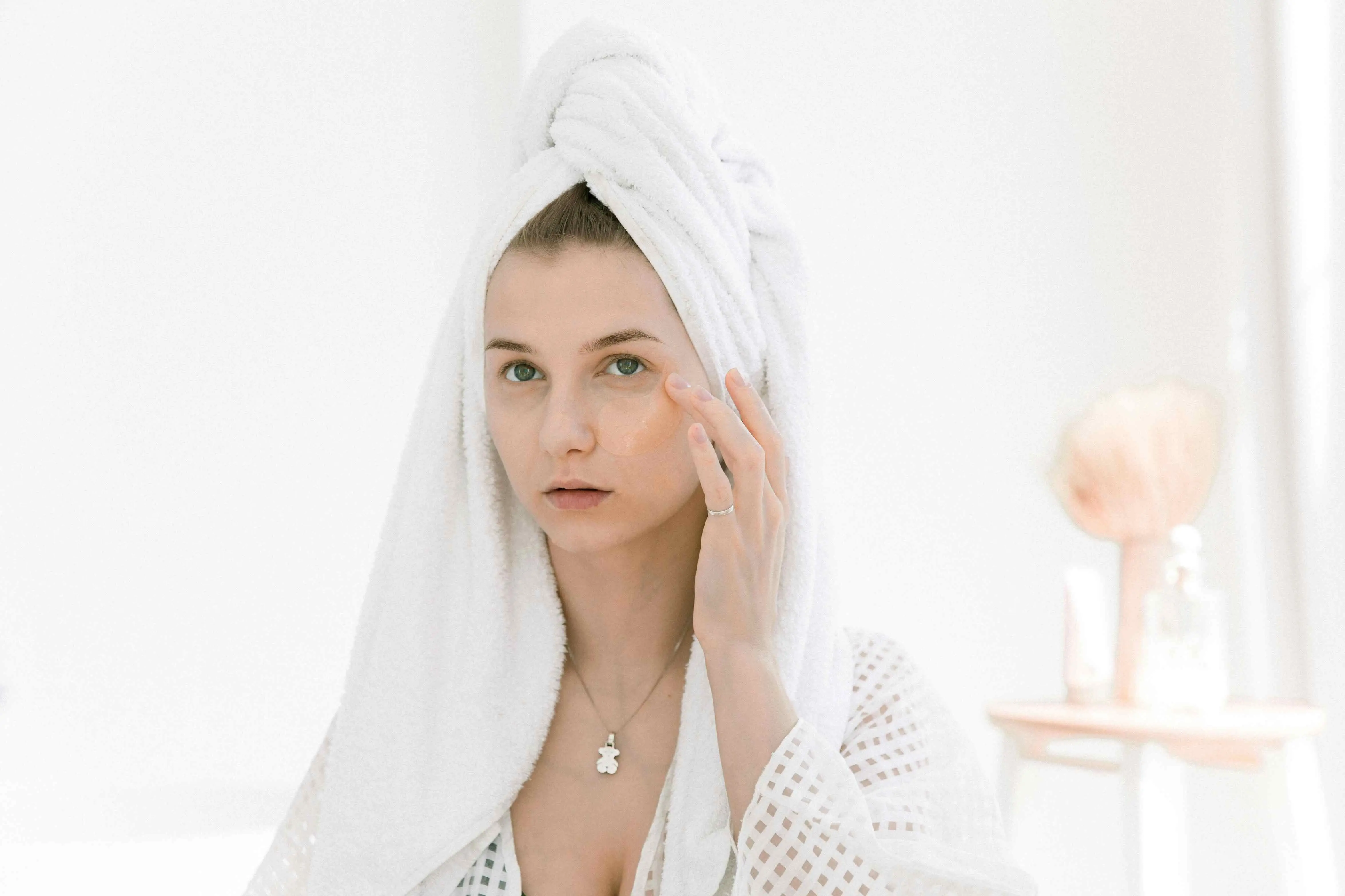 Glowing Skin Banner